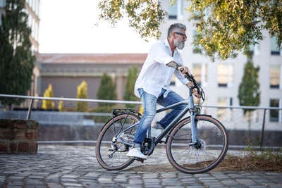 Trekkingrad Herren online kaufen | e-bike.de